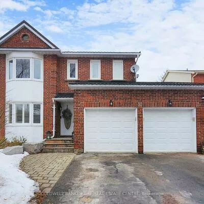 32, Hollingshead, Aurora Village, Aurora