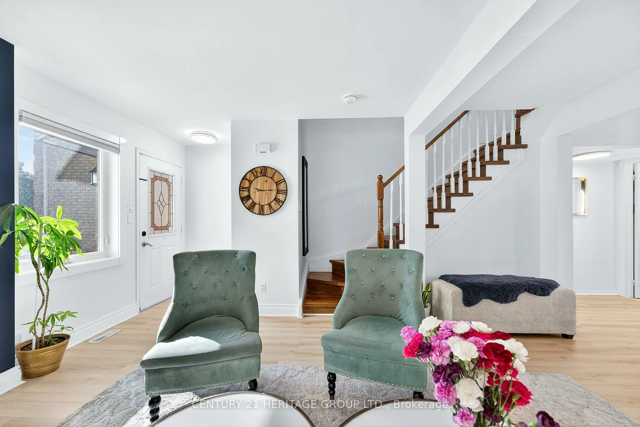 112, Sandfield, Aurora Highlands, Aurora