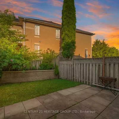 112, Sandfield, Aurora Highlands, Aurora