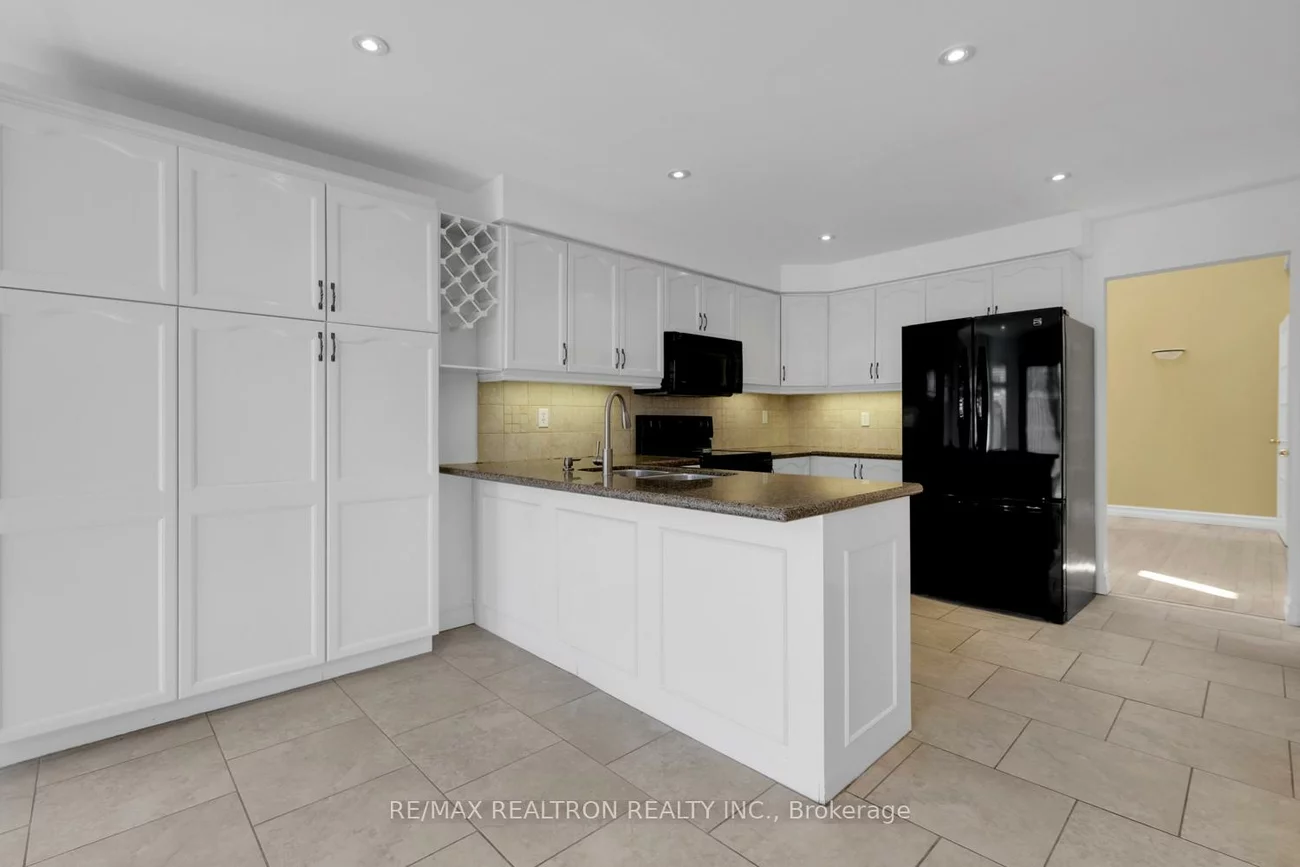 10, Chiswick, Aurora Highlands, Aurora