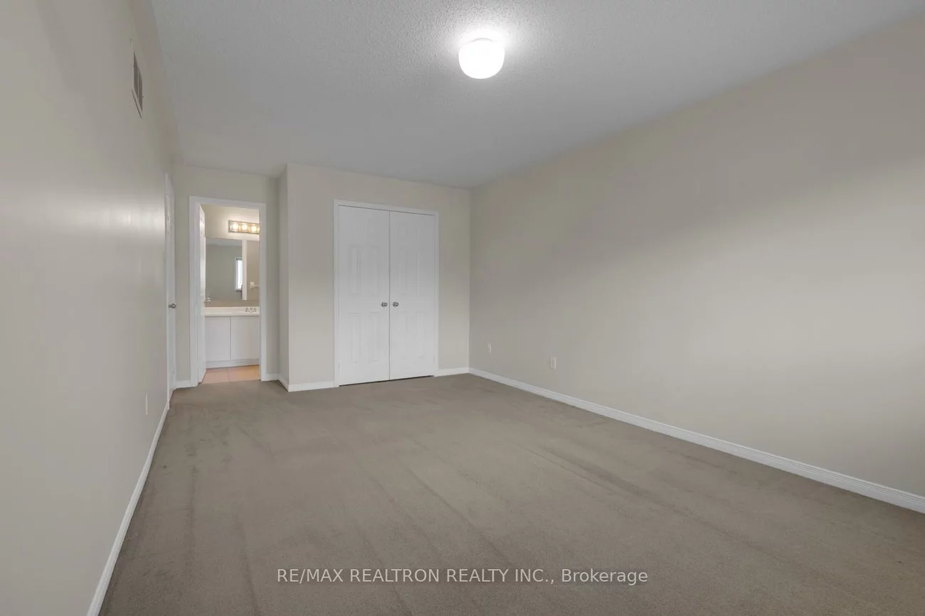 10, Chiswick, Aurora Highlands, Aurora