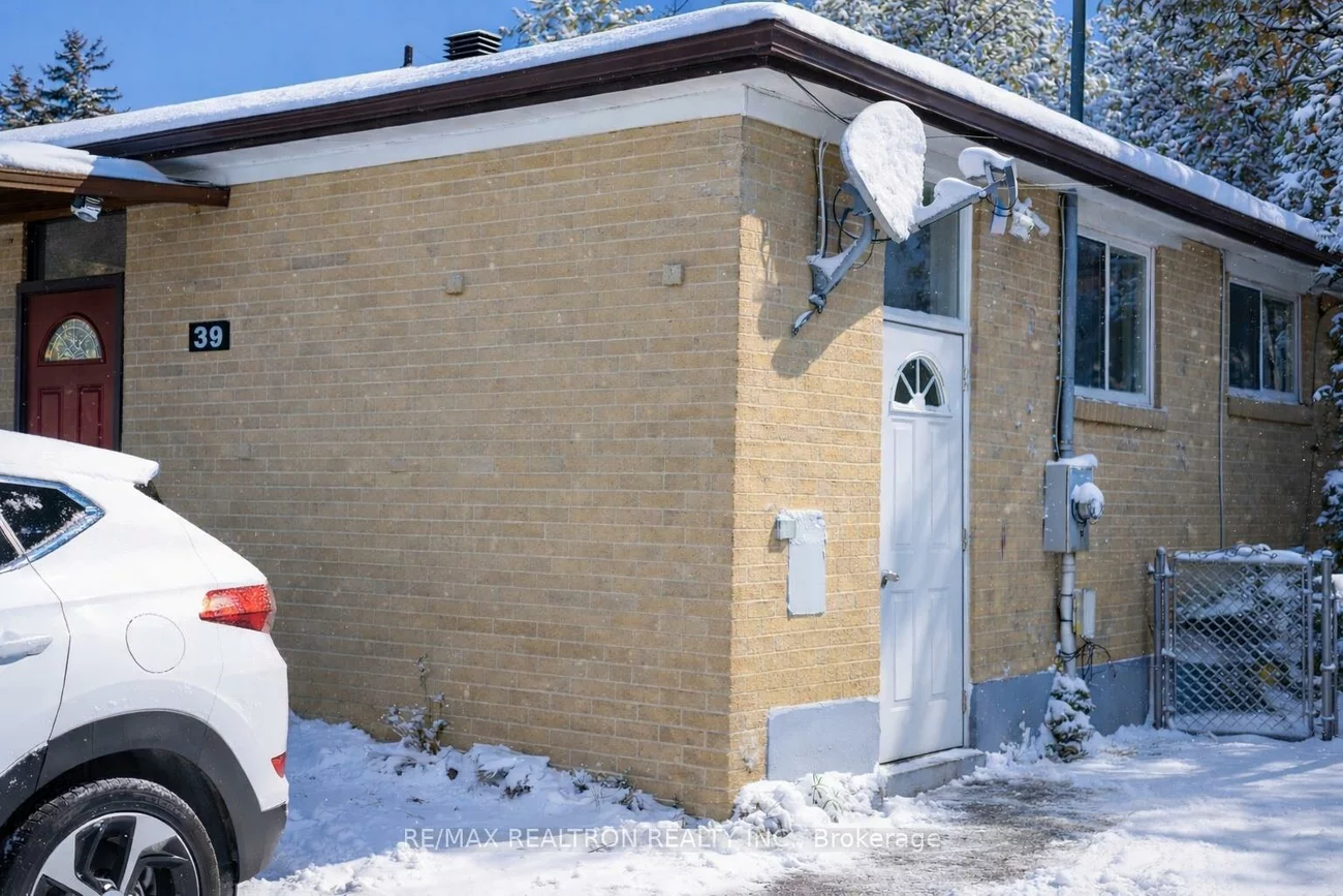 39, Davis, Aurora Highlands, Aurora