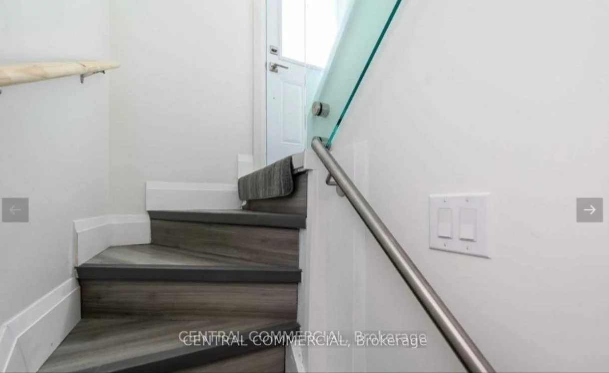 38, Child, Aurora Highlands, Aurora