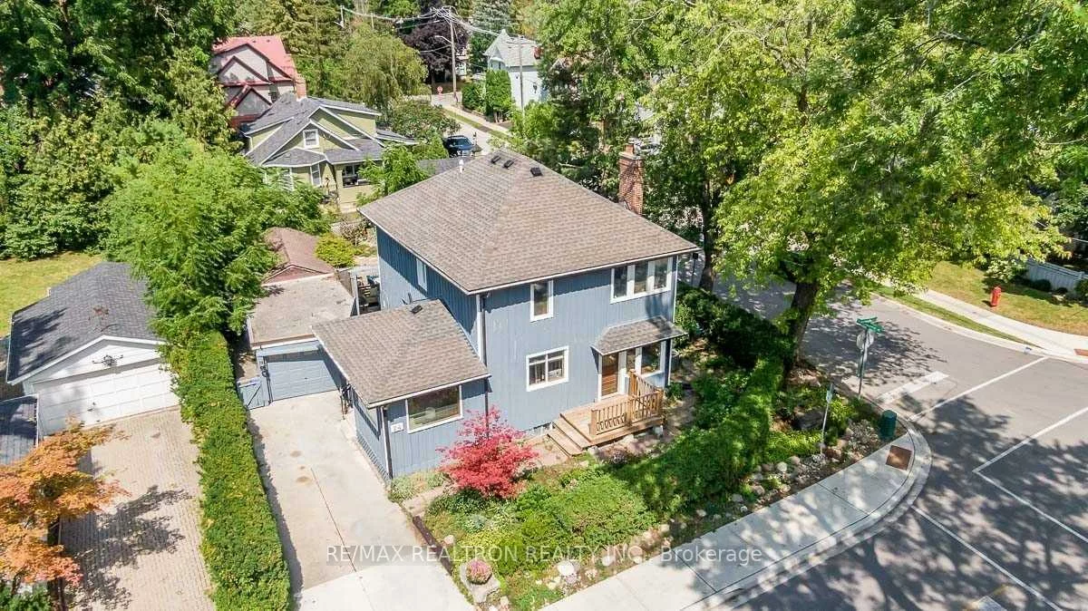 24, Kennedy, Aurora Village, Aurora