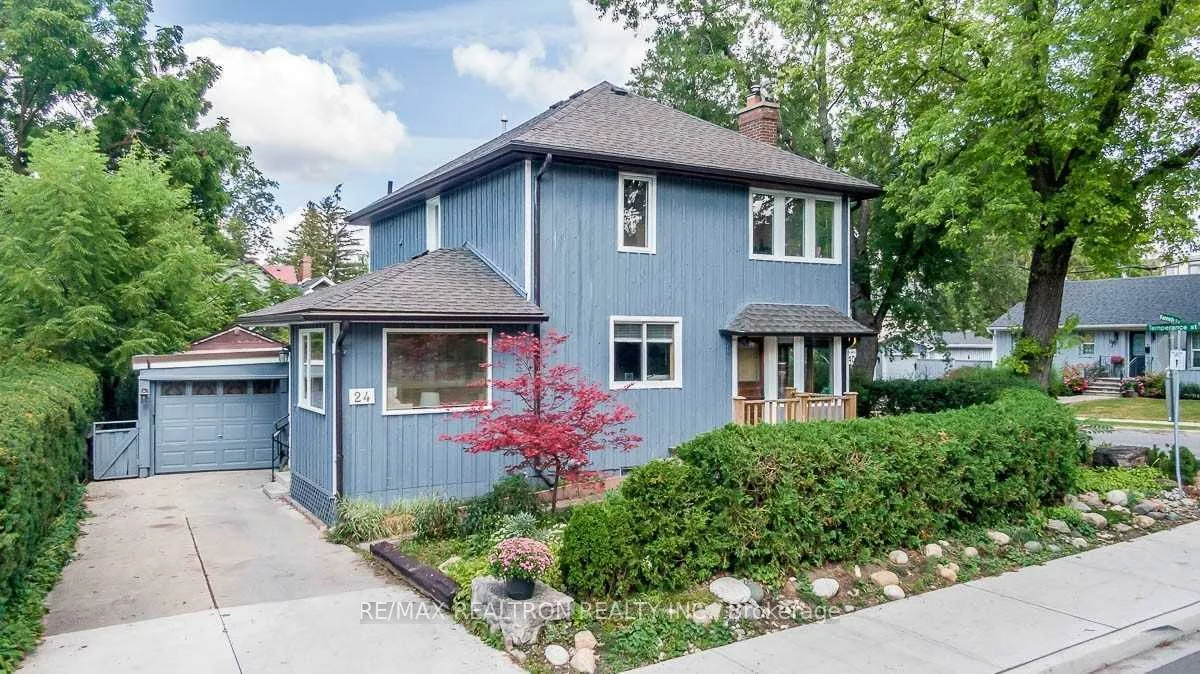 24, Kennedy, Aurora Village, Aurora