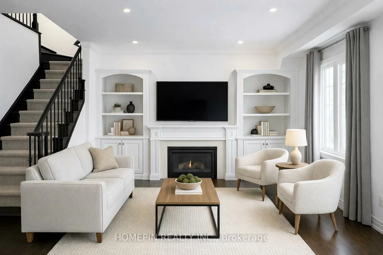 40, Chapman, Aurora Grove, Aurora