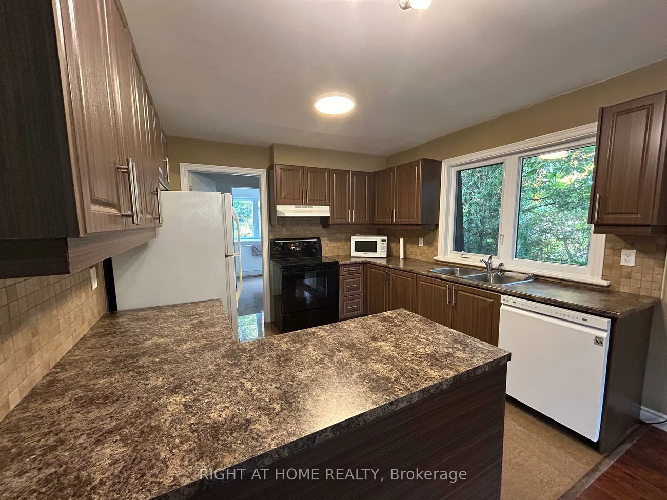 36, Aurora Heights, Aurora Heights, Aurora