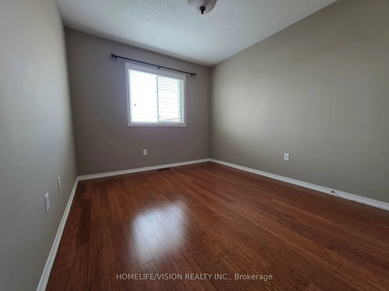 54, Mcnally, Bayview Northeast, Aurora