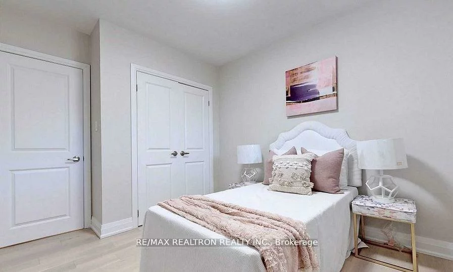 9, Lee, Aurora Highlands, Aurora