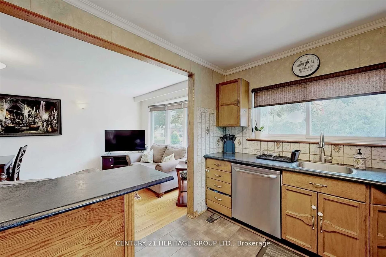 34, Kitimat, Aurora Heights, Aurora