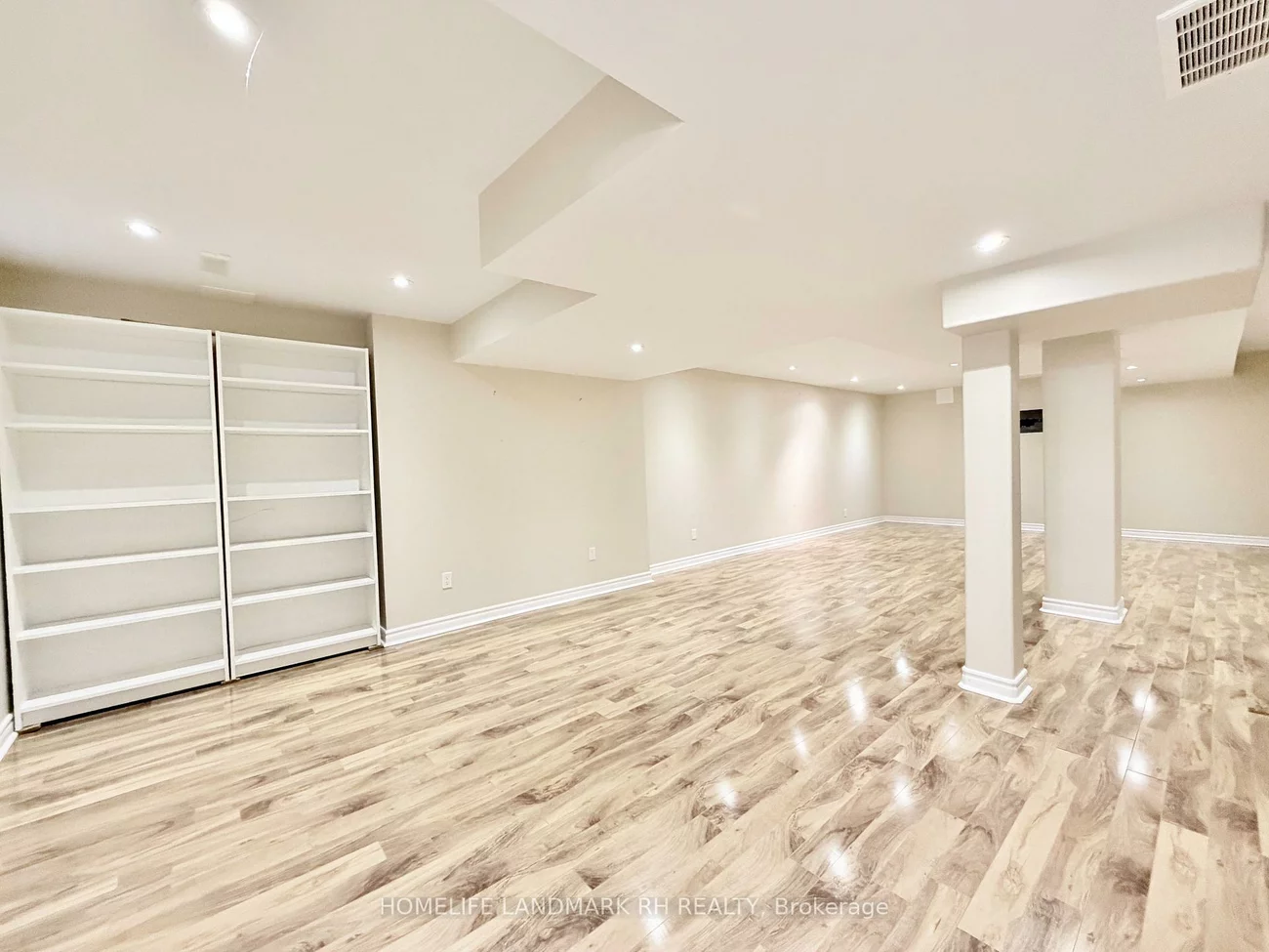 50, Primeau, Aurora Grove, Aurora