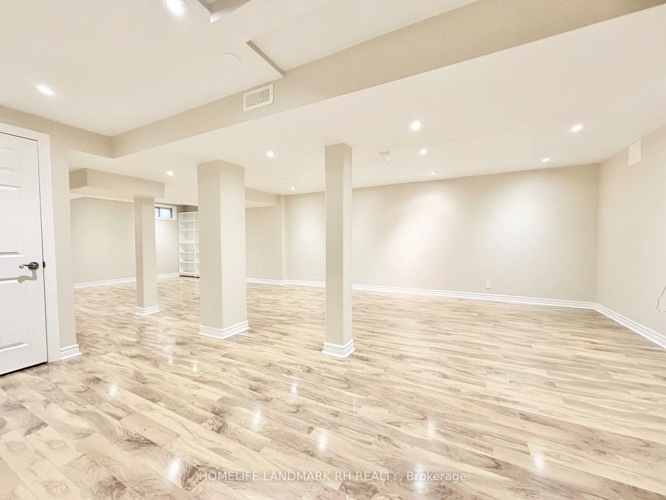 50, Primeau, Aurora Grove, Aurora