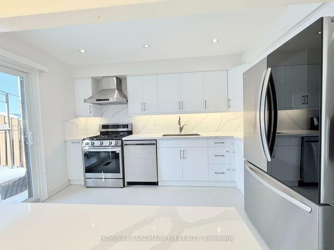 50, Primeau, Aurora Grove, Aurora