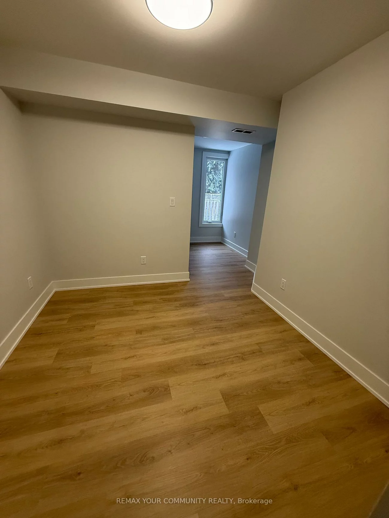 88, Spruce, Aurora Village, Aurora