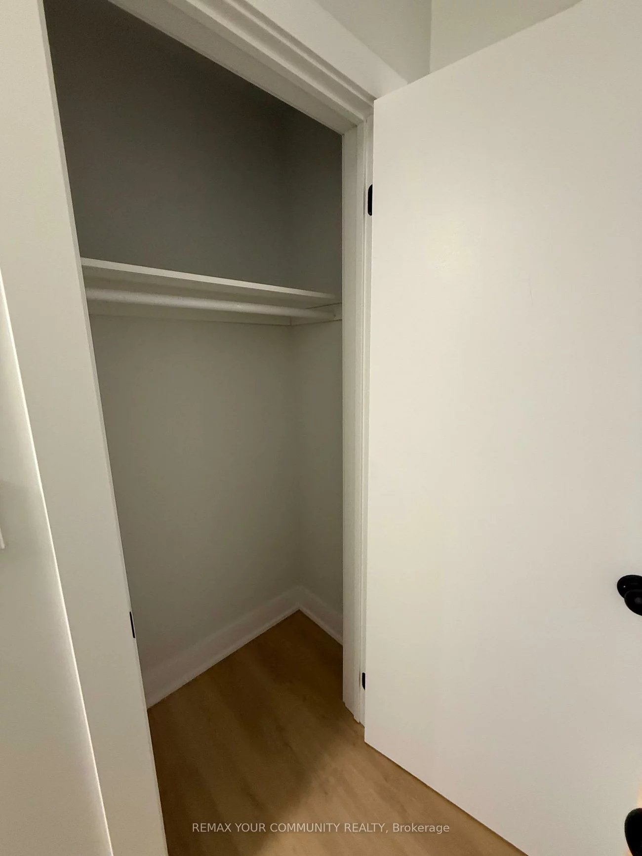 88, Spruce, Aurora Village, Aurora