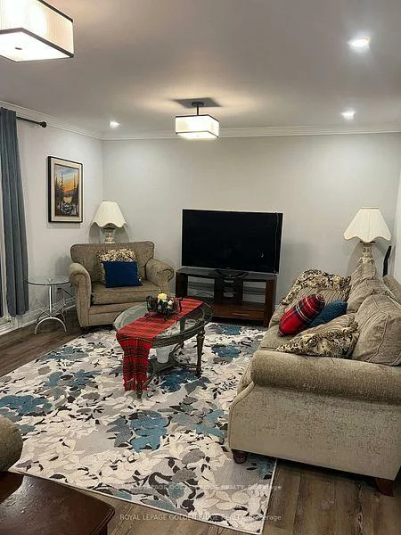 15482, Leslie, Bayview Northeast, Aurora