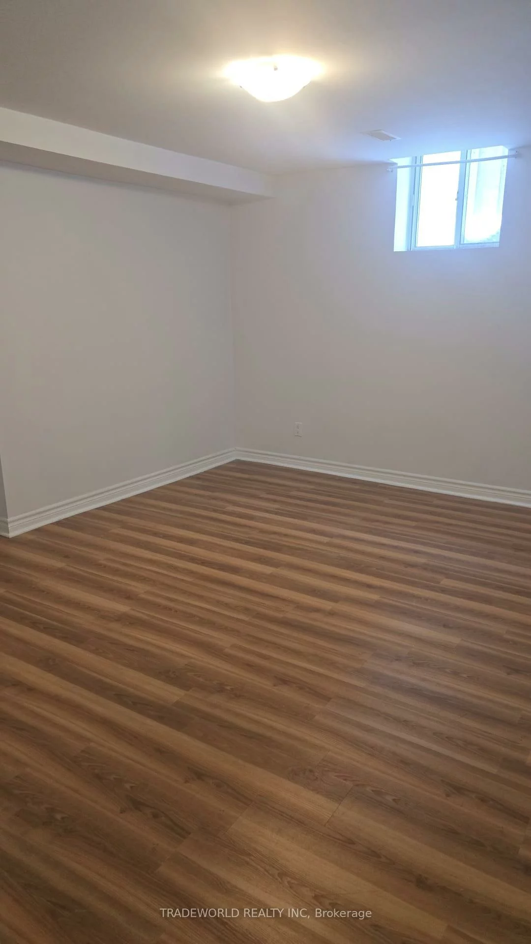 98, Pointon, Bayview Northeast, Aurora