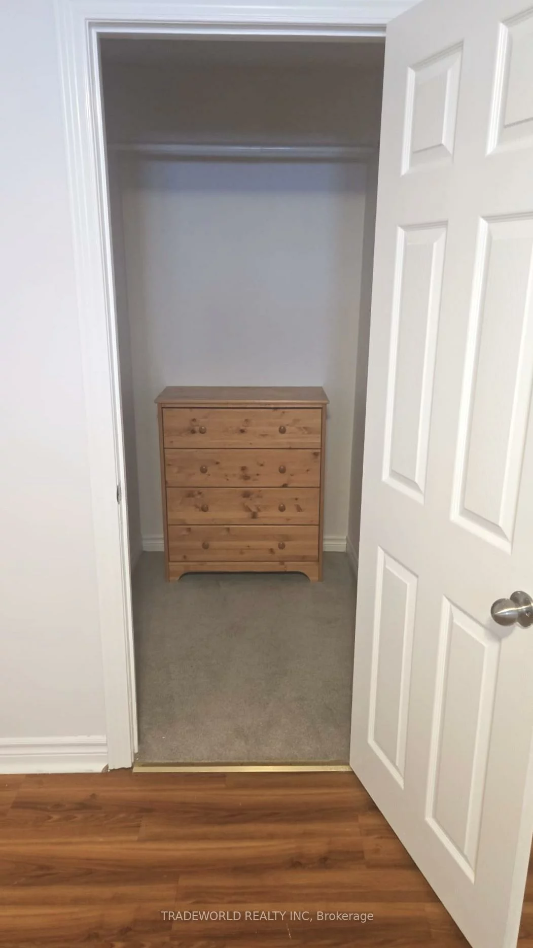 98, Pointon, Bayview Northeast, Aurora