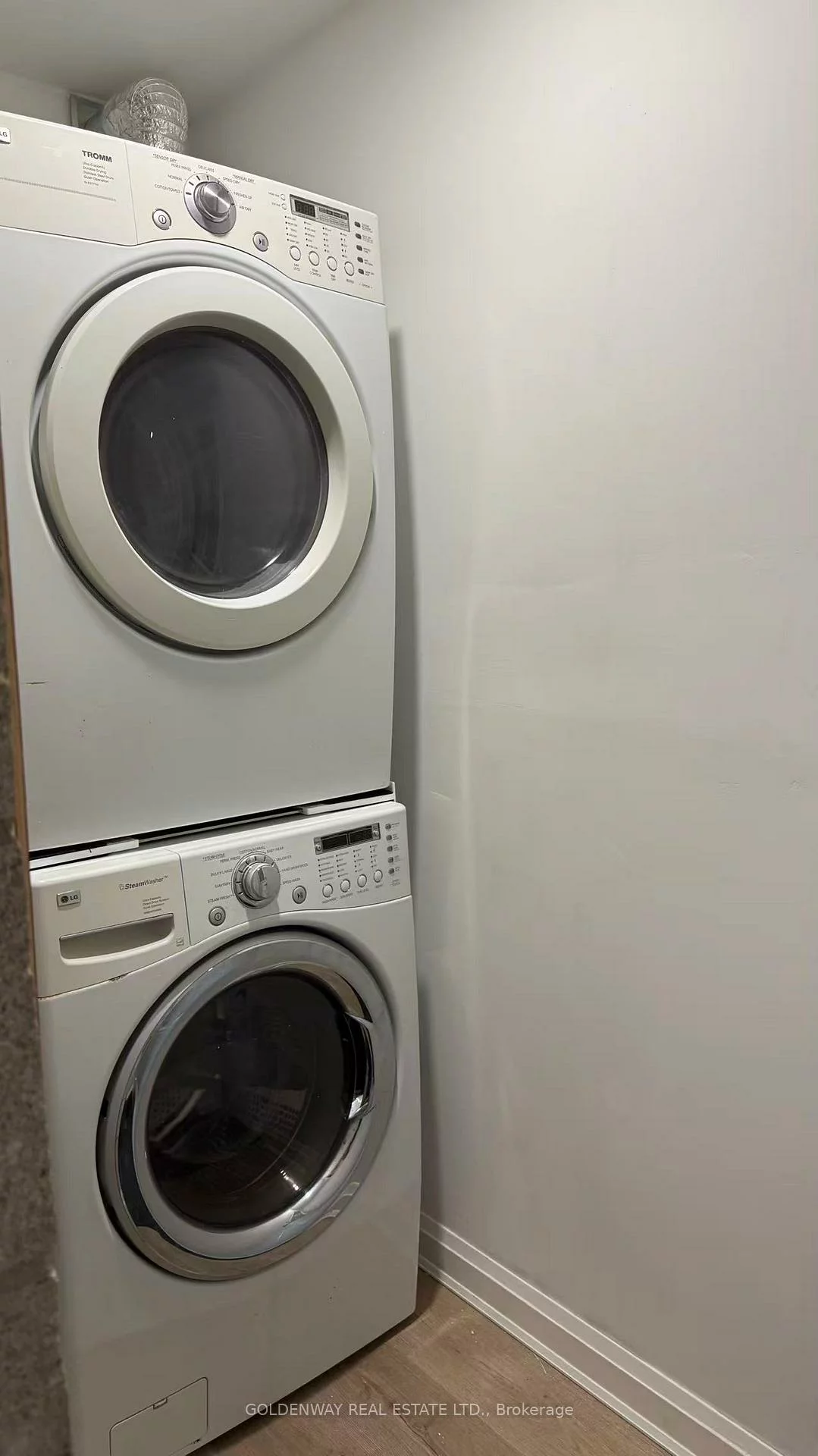 72, Attridge, Aurora Village, Aurora