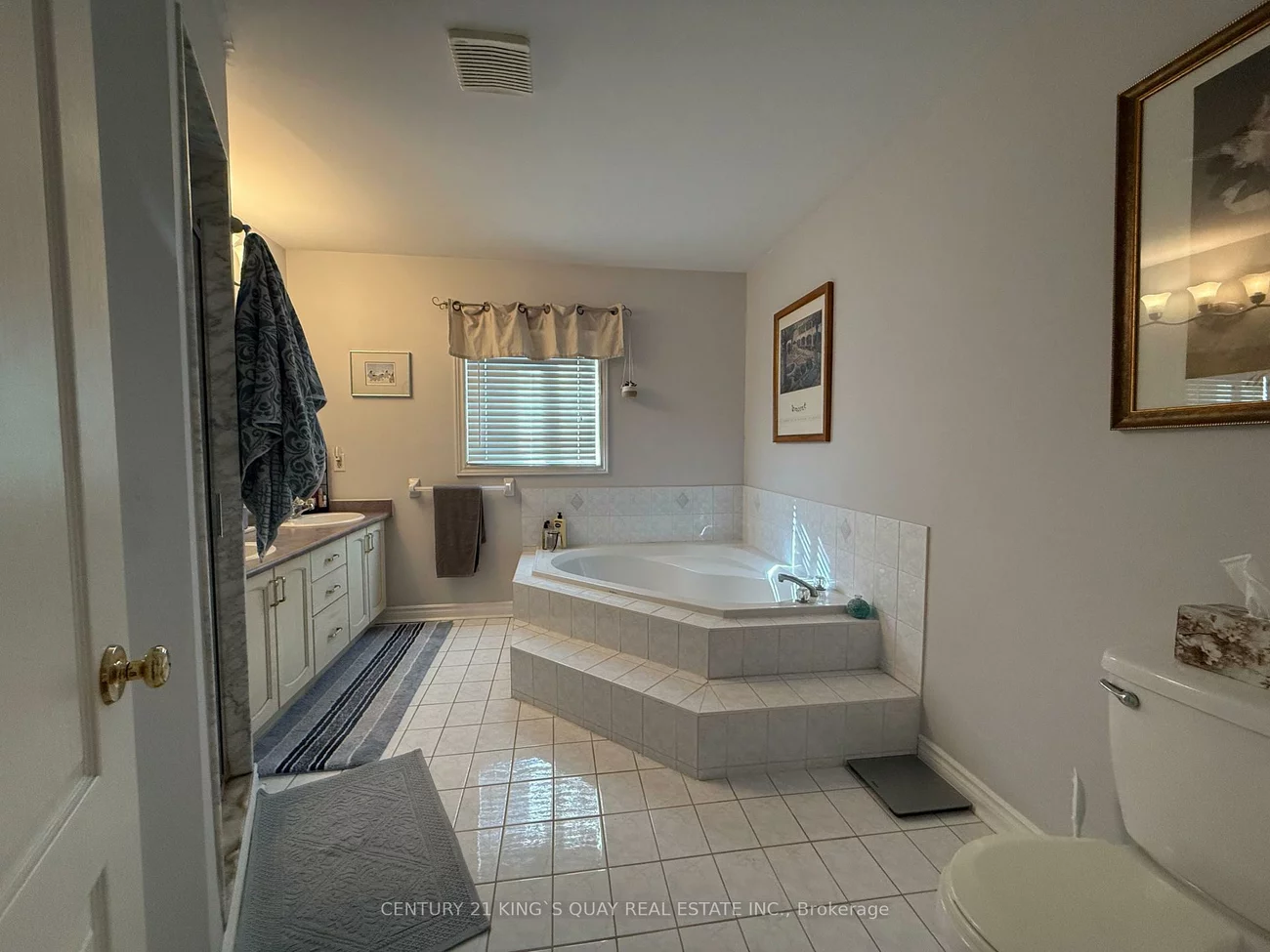 112, Deerglen, Aurora Estates, Aurora