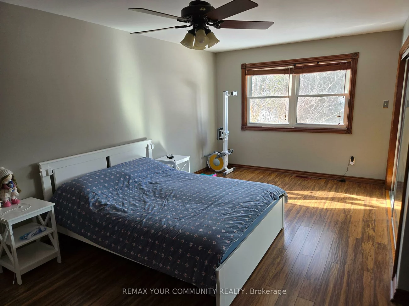 18, Collins, Aurora Heights, Aurora