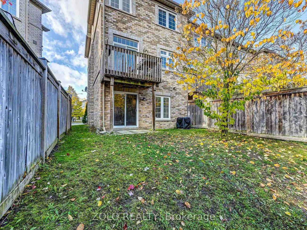 8, Burgon, Aurora Village, Aurora