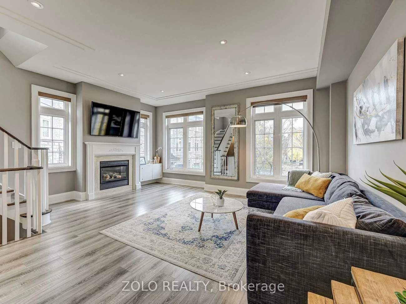 8, Burgon, Aurora Village, Aurora