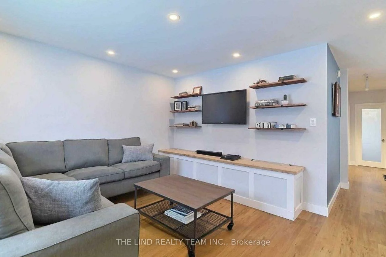 78, Richardson, Aurora Highlands, Aurora