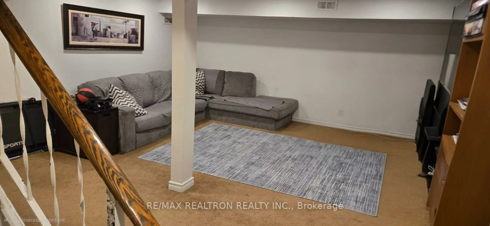 23, Glass dr (Upper Unit), Aurora Highlands, Aurora