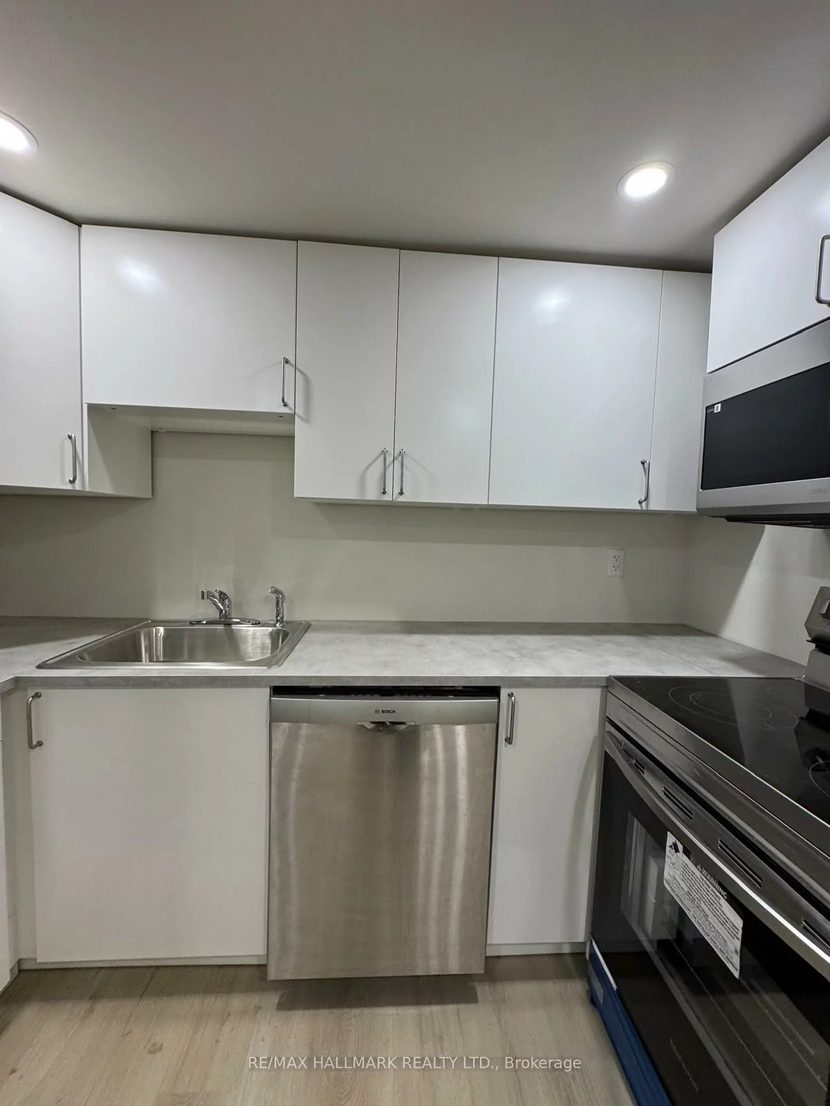 52, Nisbet, Aurora Highlands, Aurora