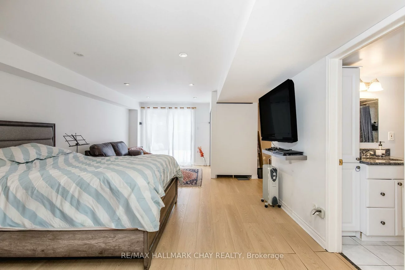 145, Millcliff, Aurora Grove, Aurora