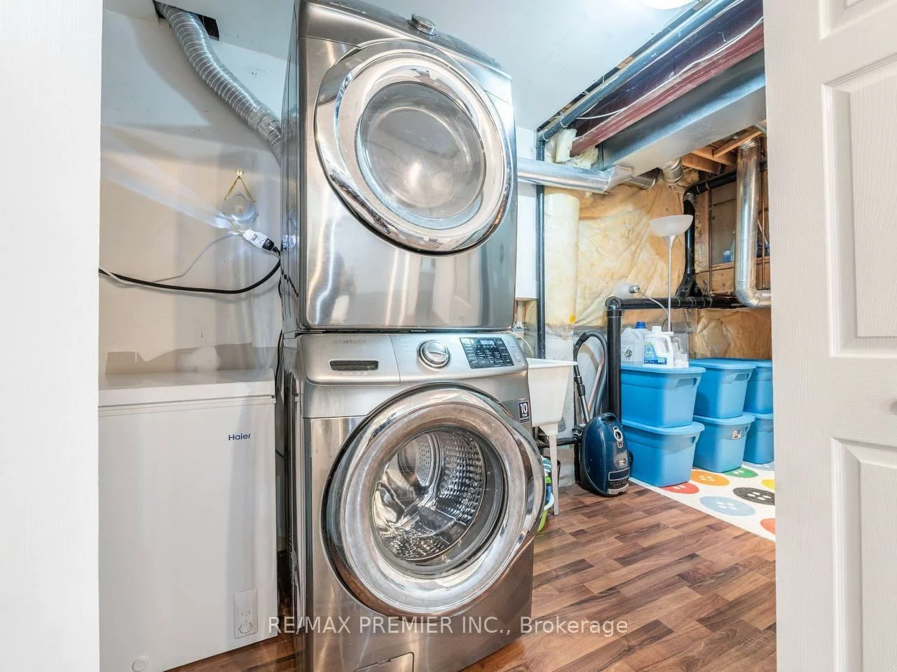 39, Ross Linton, Aurora Highlands, Aurora