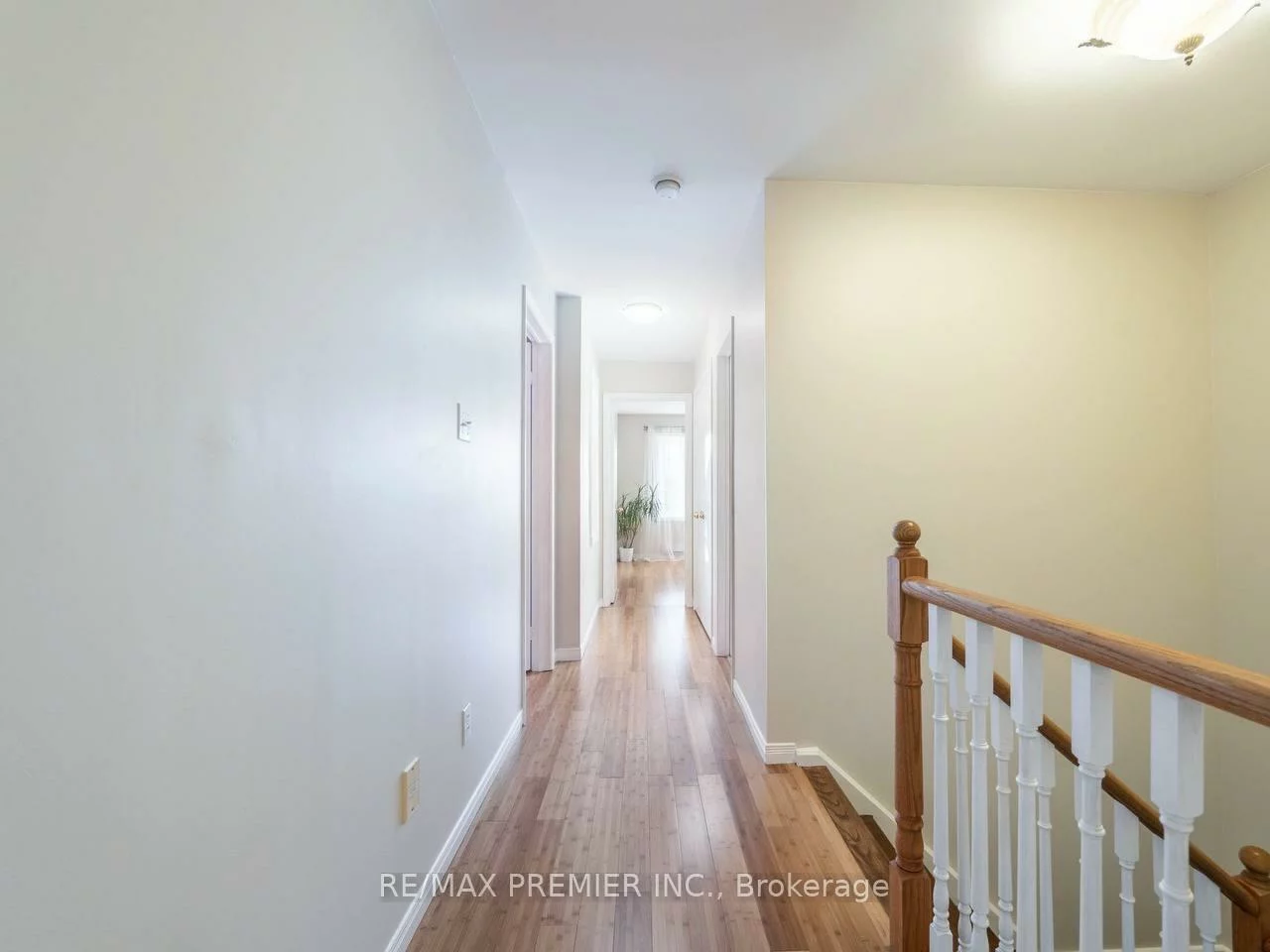 39, Ross Linton, Aurora Highlands, Aurora