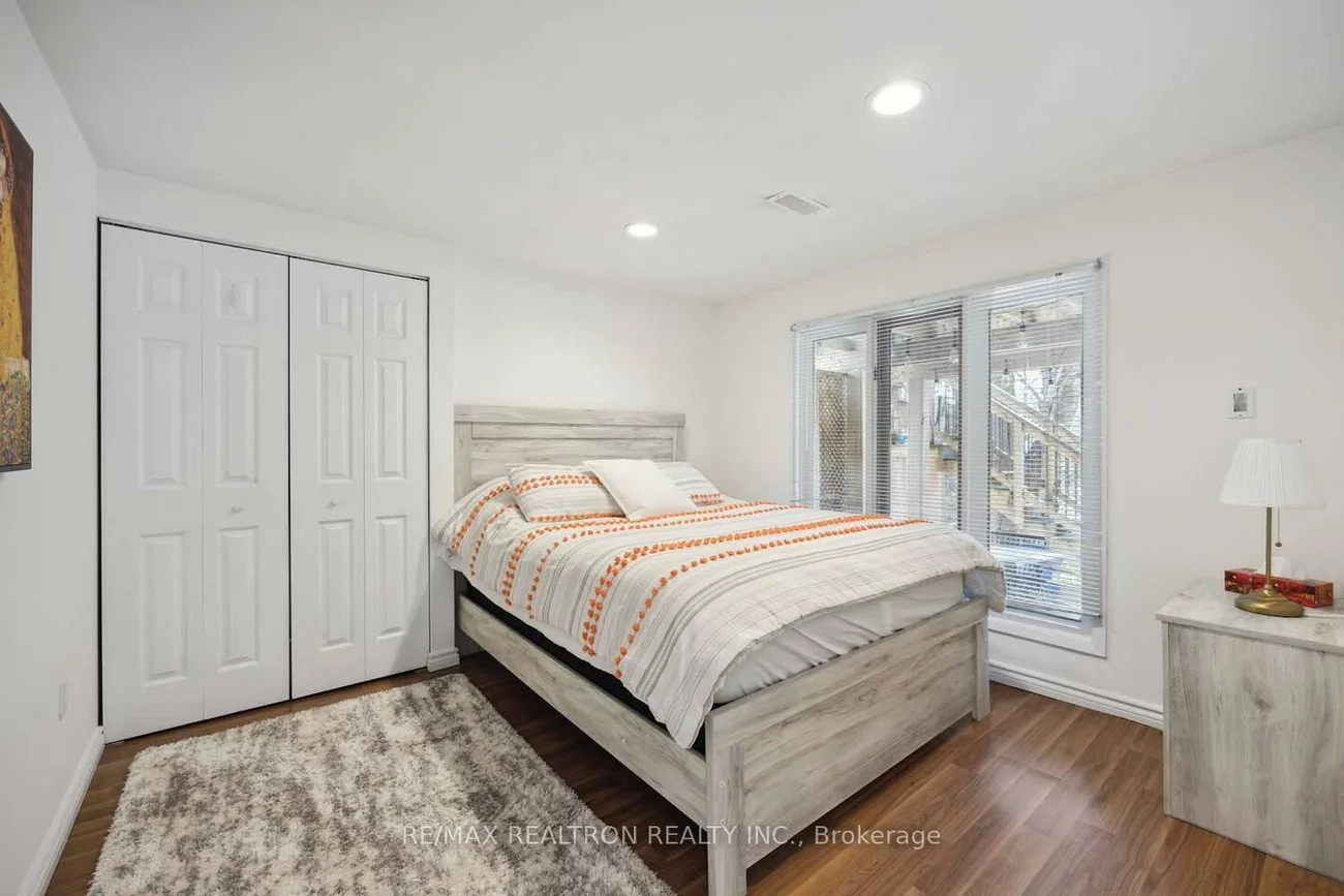 35, Hammond (Bsmt), Aurora Heights, Aurora