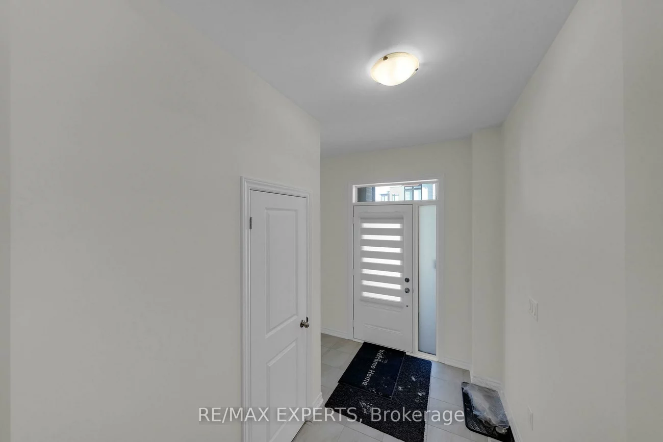 16, Griffith, Bayview Northeast, Aurora