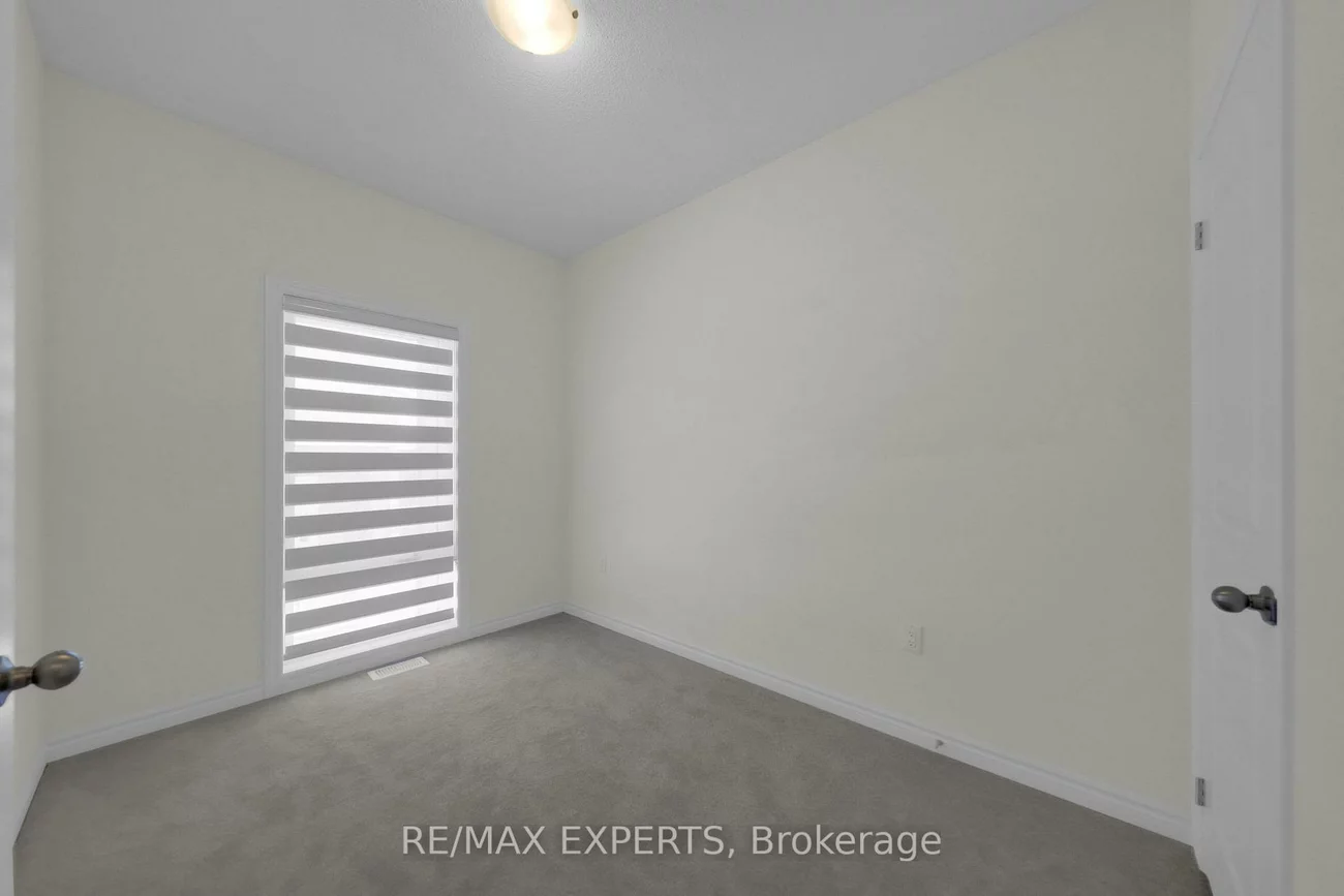 16, Griffith, Bayview Northeast, Aurora