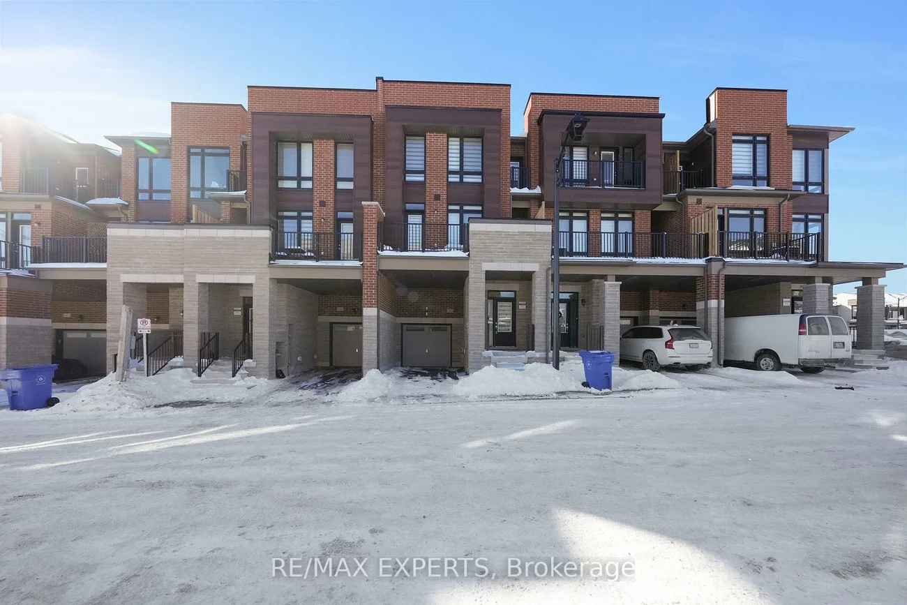 16, Griffith, Bayview Northeast, Aurora