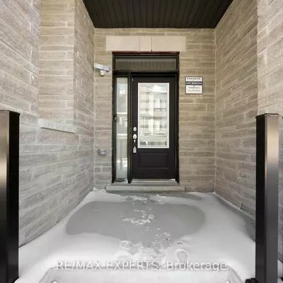 16, Griffith, Bayview Northeast, Aurora