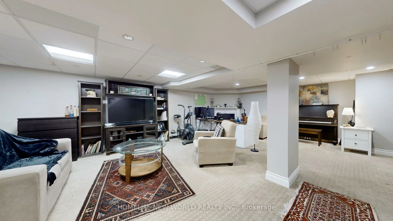 33, Beatty, Aurora Highlands, Aurora