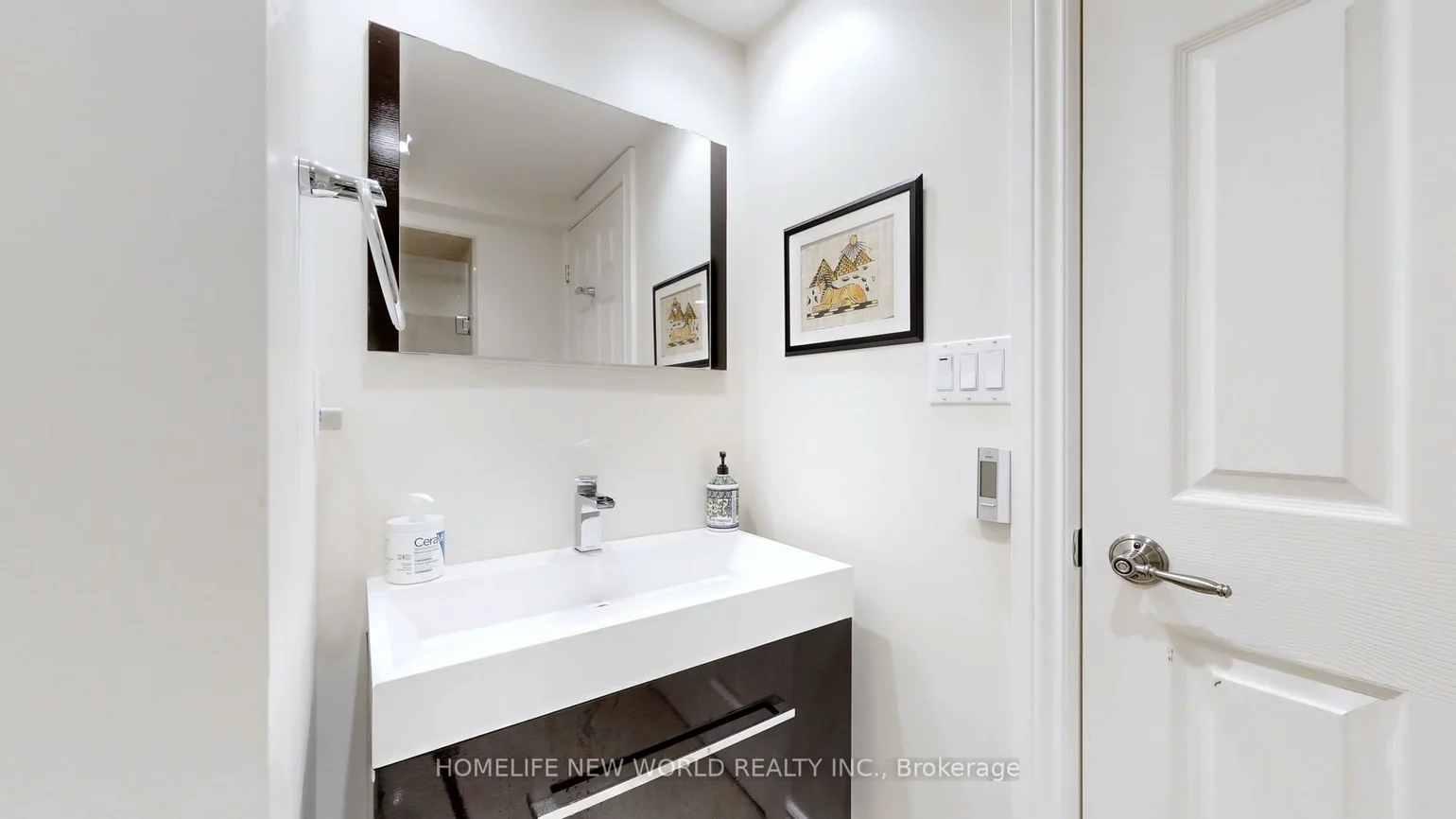 33, Beatty, Aurora Highlands, Aurora