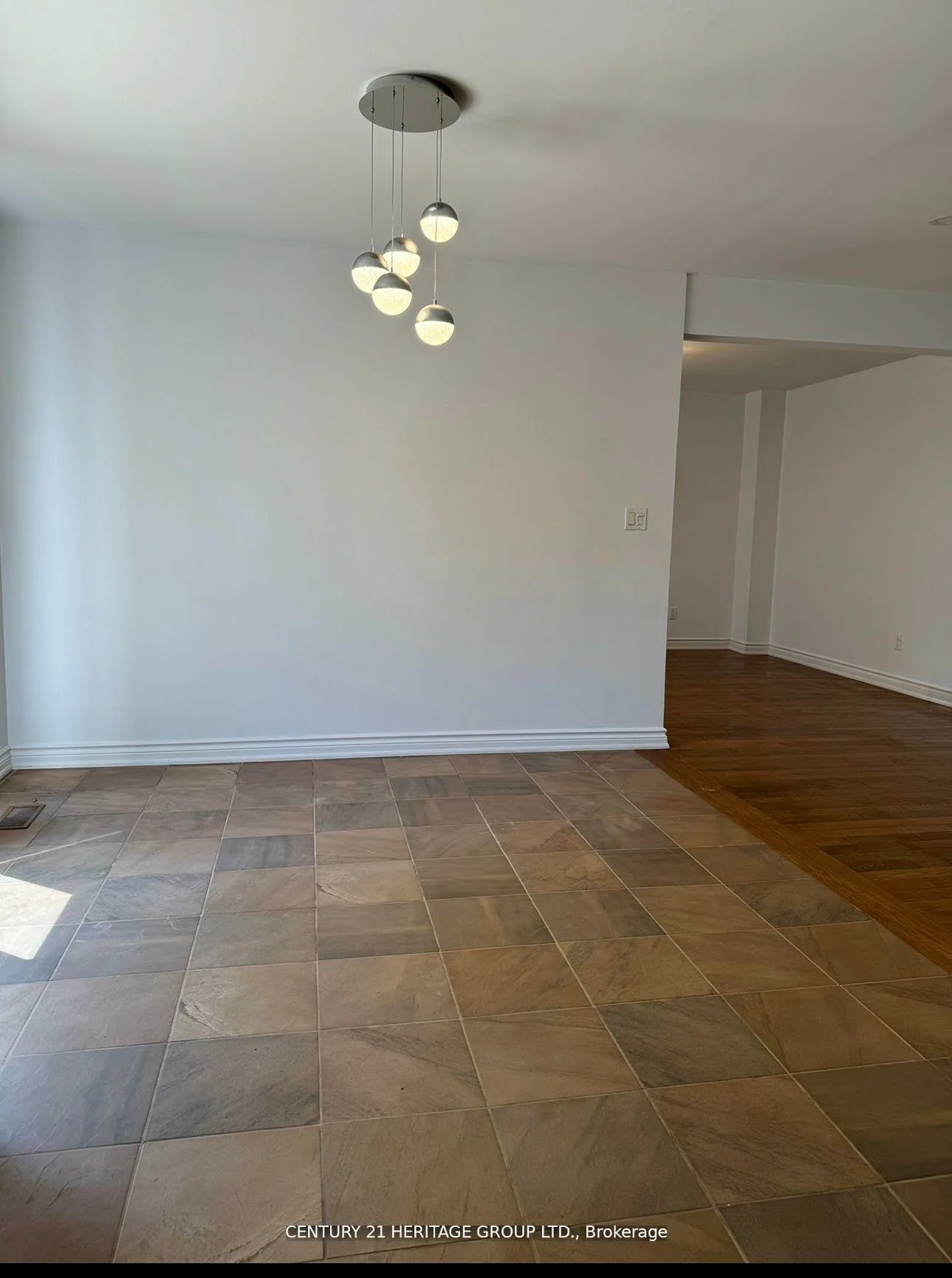 27, Hammond, Aurora Heights, Aurora