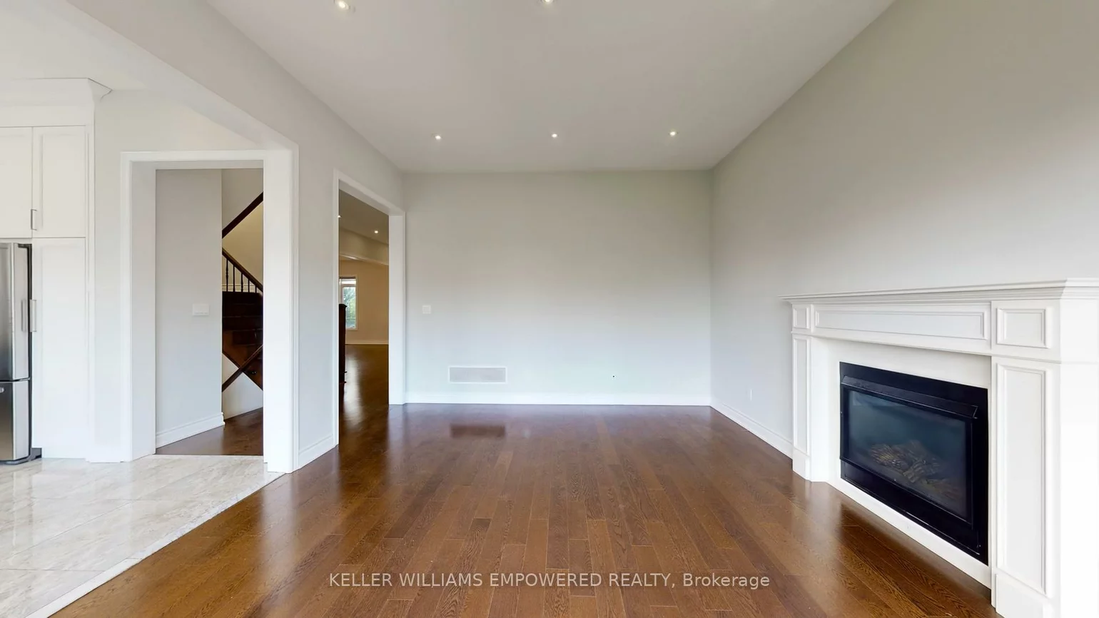 138, Crane, Rural Aurora, Aurora