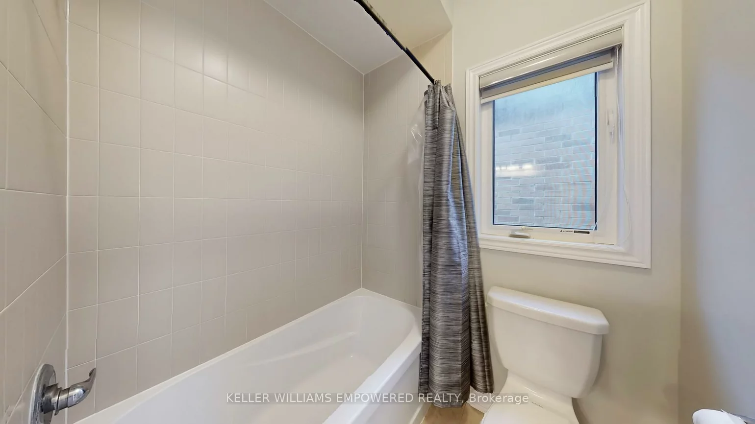 138, Crane, Rural Aurora, Aurora