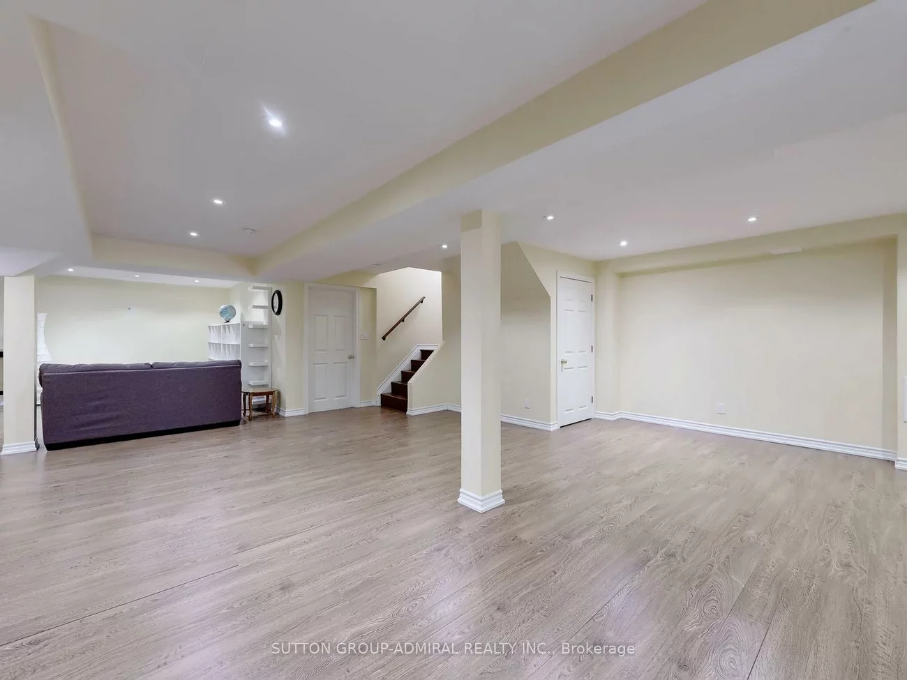 2, Gleave, Aurora Highlands, Aurora