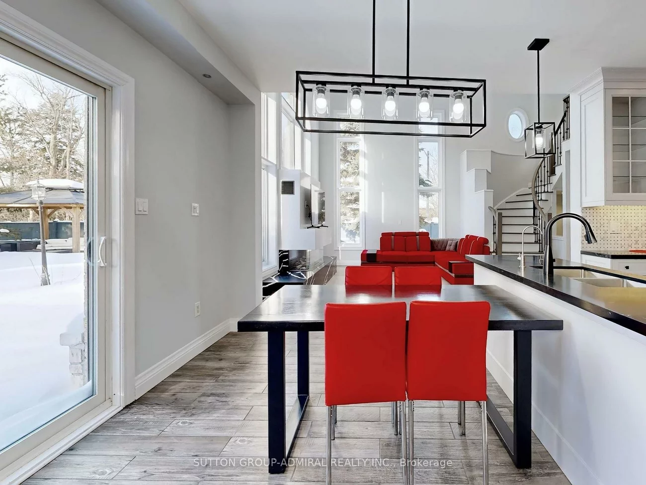 2, Gleave, Aurora Highlands, Aurora