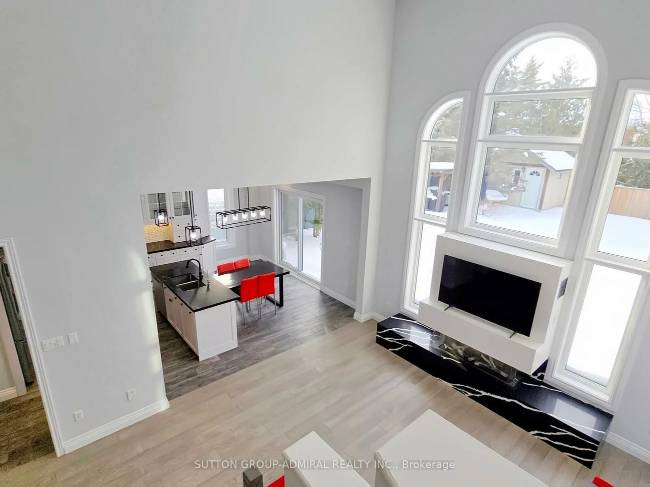 2, Gleave, Aurora Highlands, Aurora