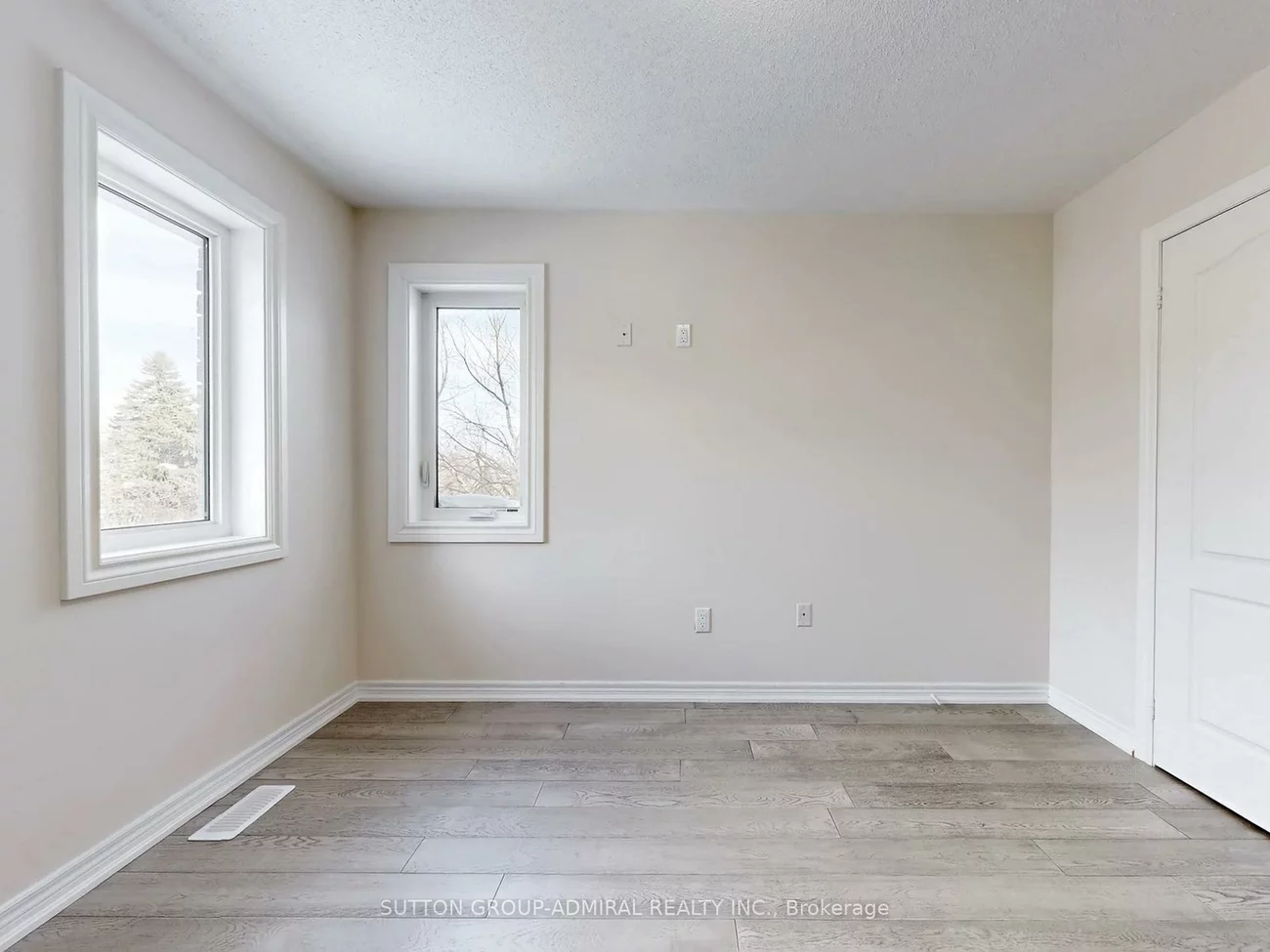 2, Gleave, Aurora Highlands, Aurora