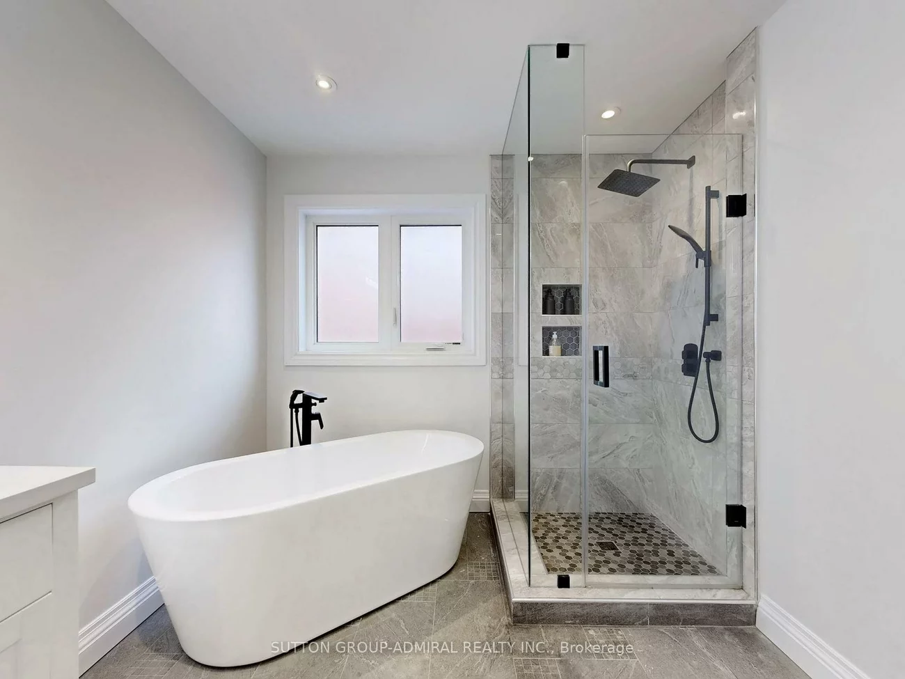 2, Gleave, Aurora Highlands, Aurora