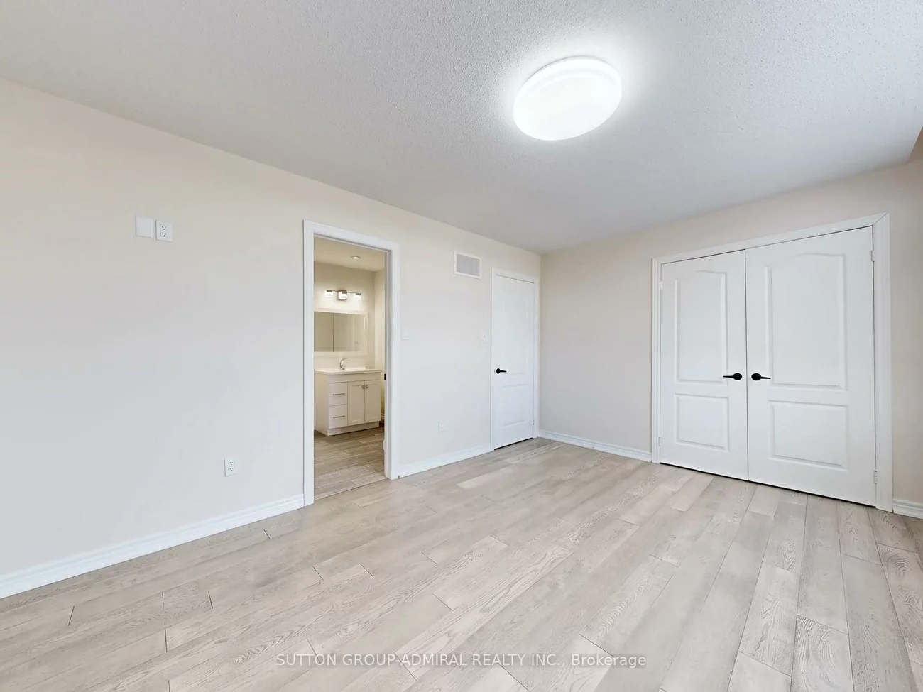 2, Gleave, Aurora Highlands, Aurora