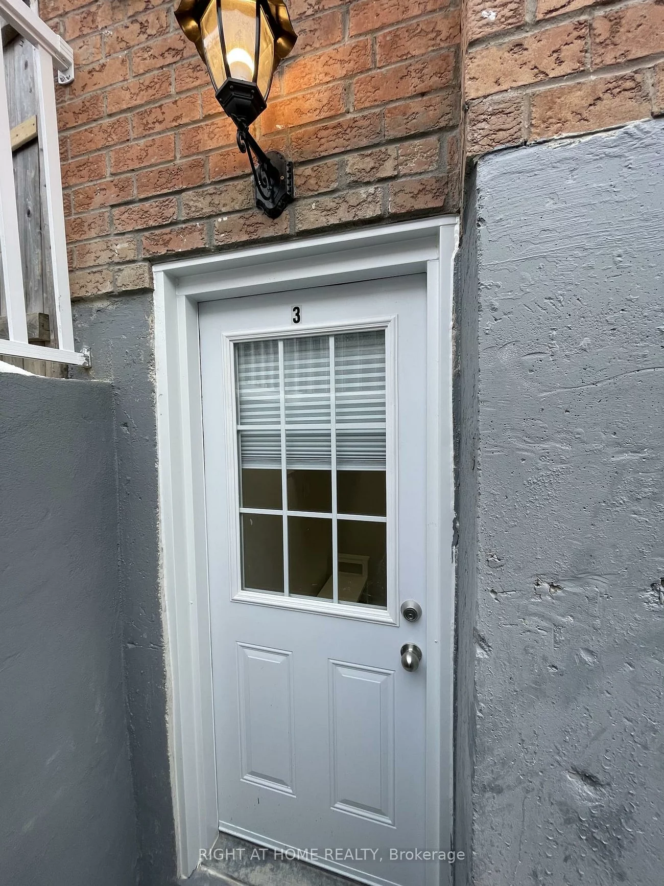 22, Chippingwood, Bayview Wellington, Aurora